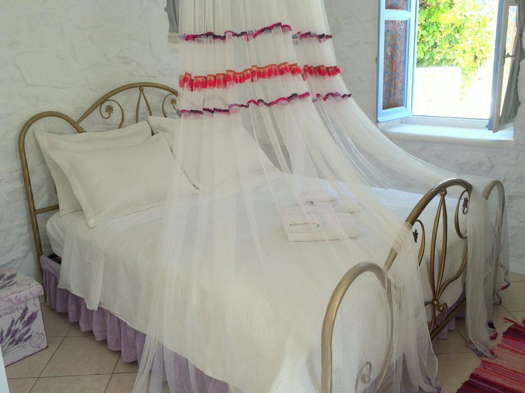 Apartahotel Apsenti Couples Only 4*
